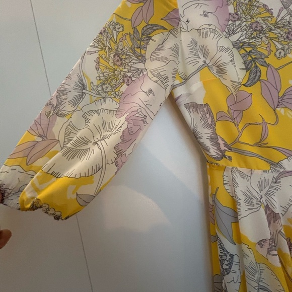 Yumi Kim Yellow and White Floral Maxi Sundress - Picture 10 of 13